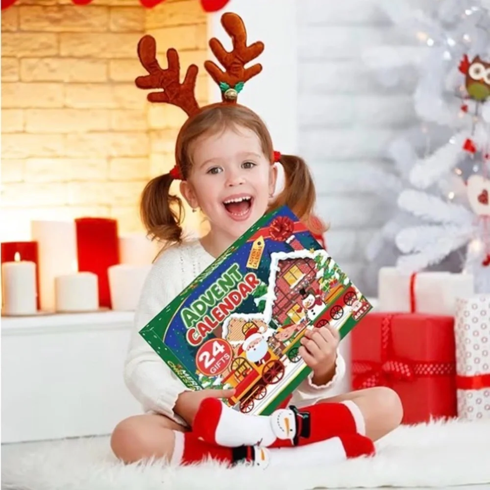 Christmas Advent Calendar with 24 Colorful Animal Toys - Picture 7 of 8